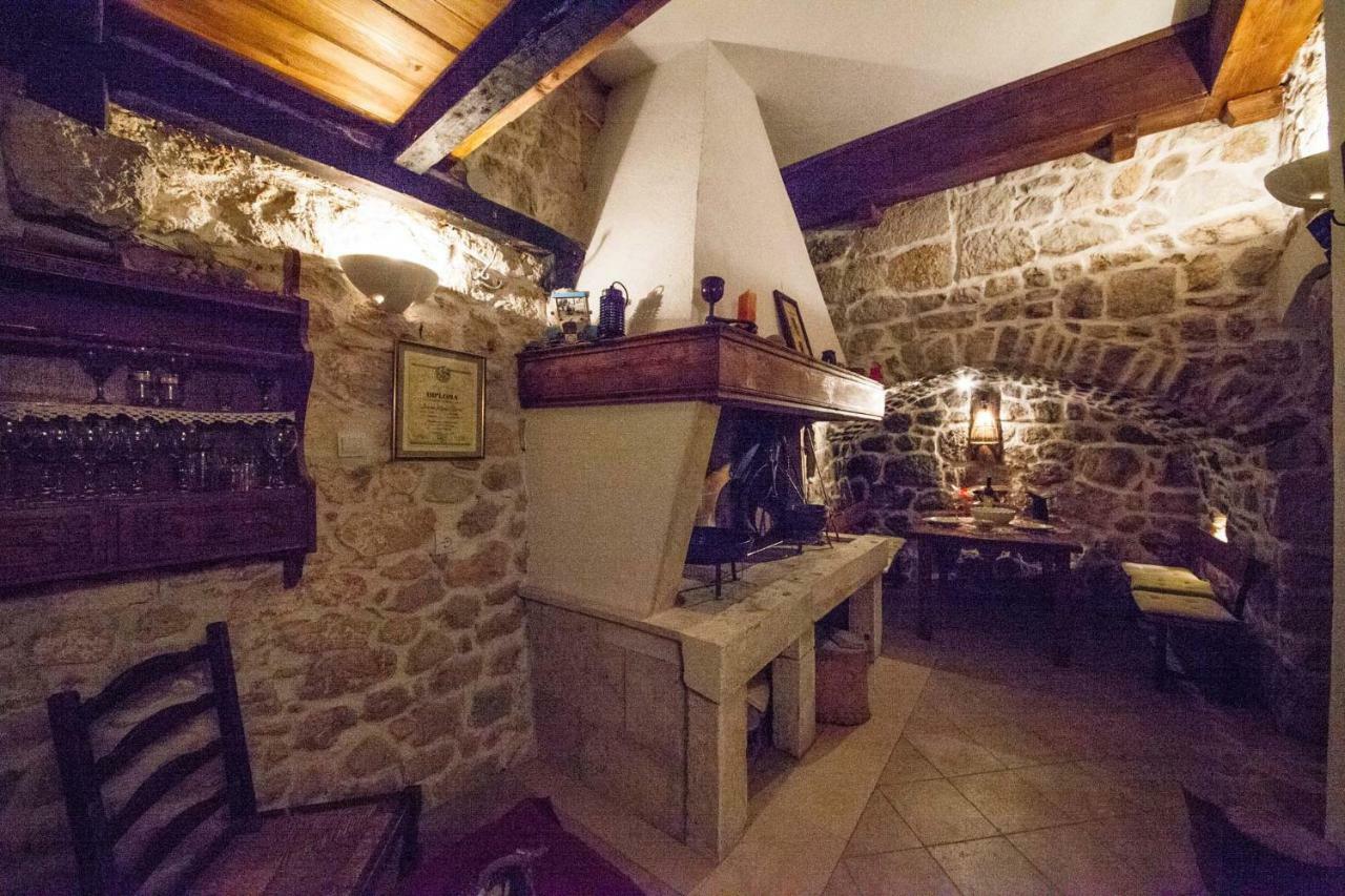 Old Stone House Mario Villa Podgora Ngoại thất bức ảnh